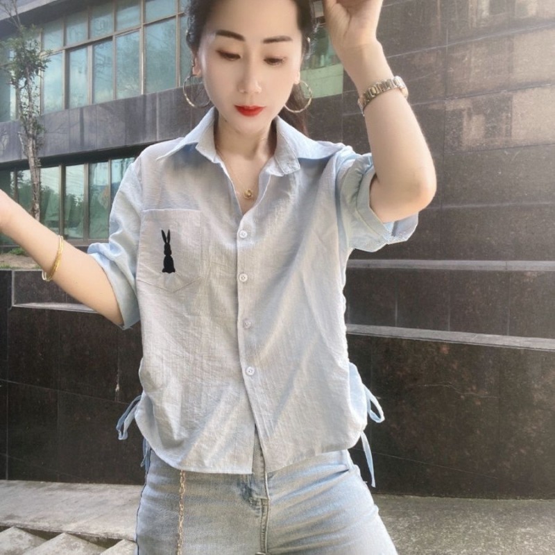 Women Green Short Sleeve Shirt - Embroidery Rabbit 评论和价格