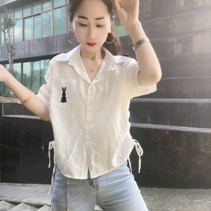 Women Green Short Sleeve Shirt - Embroidery Rabbit 评论和价格