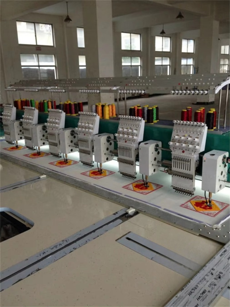 Industrial Embroidery Machine  - Embroidery Logo 评论和价格