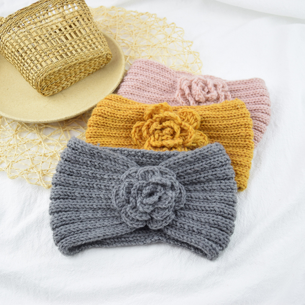 Women Camellia Flower Knitted  - Felt Sheet Wool 评论和价格
