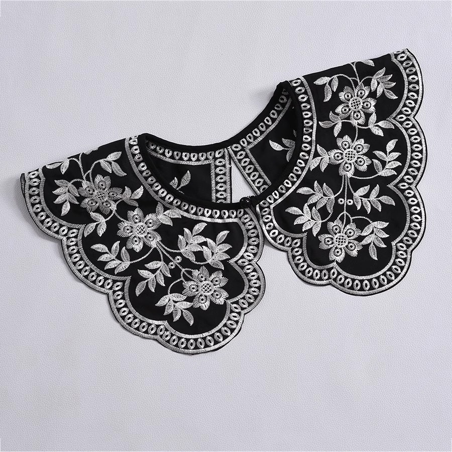 New European style stand shirt - Embroidery On Black Shirt 评论和价格